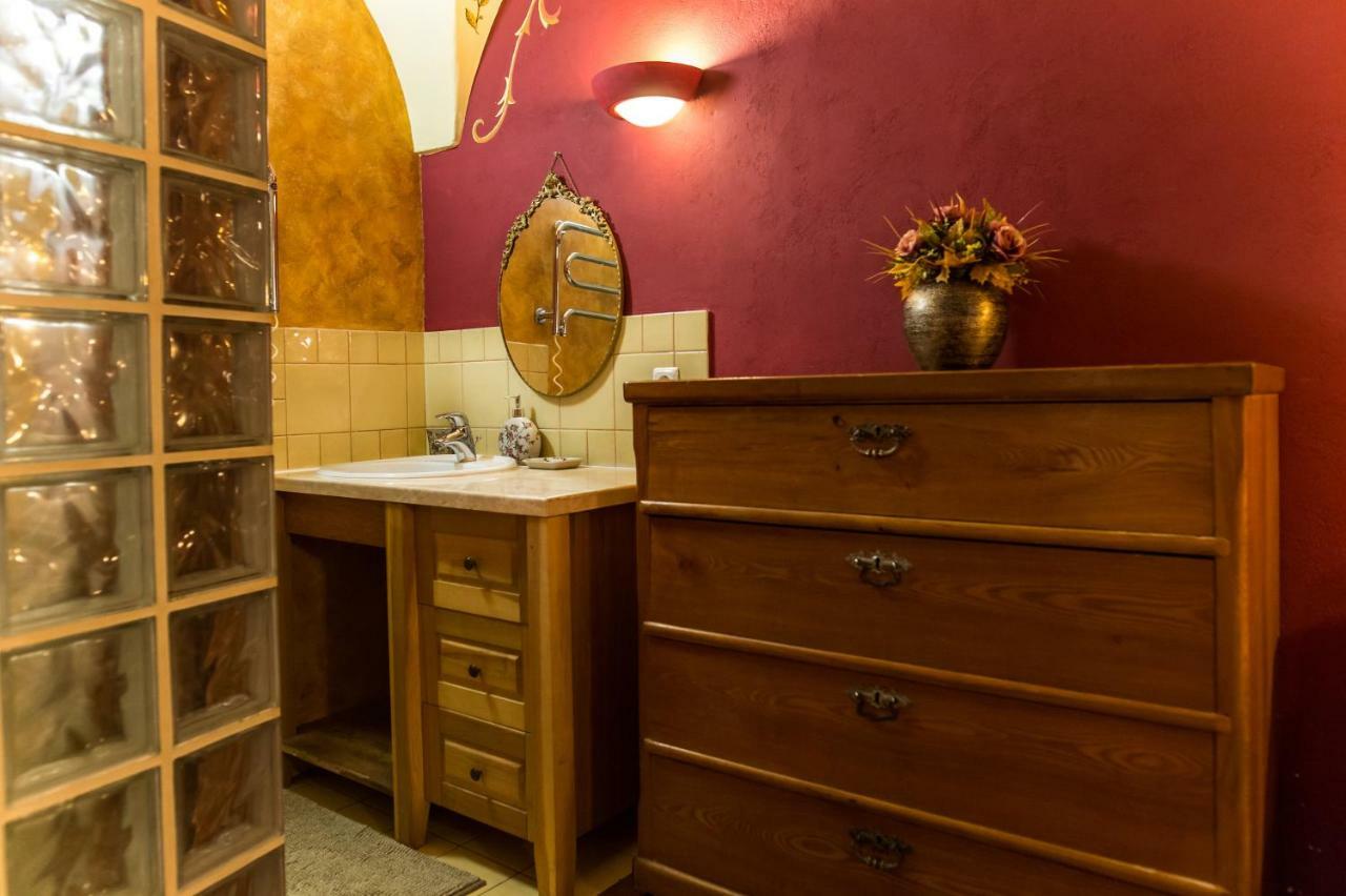 Antique Old Town Studio By Urban Rent Apartment Vilnius Exterior photo